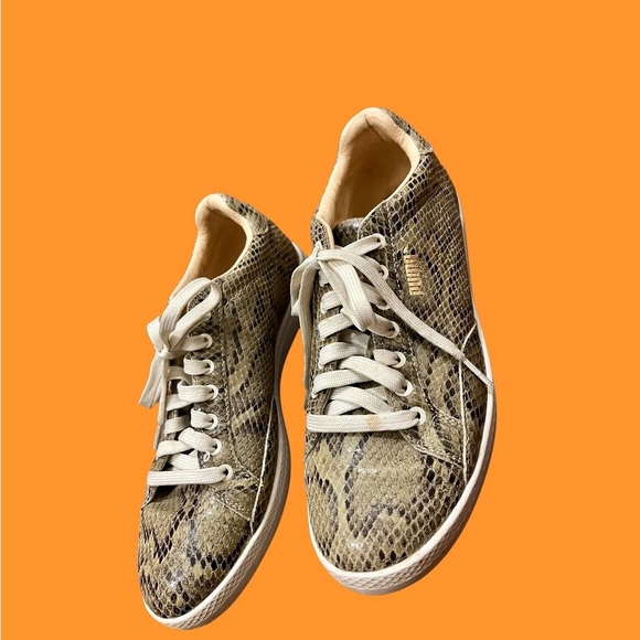 Women’s Snakeskin Pumas - Picture 3 of 3